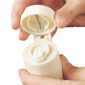 Servocare Pill Mate medikamentu krūze un konteiners